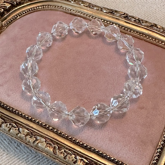 Vintage Jewelry - Vintage Faceted High Quality Crystal Bangle Bracelet Unique Cut Beaded Wire